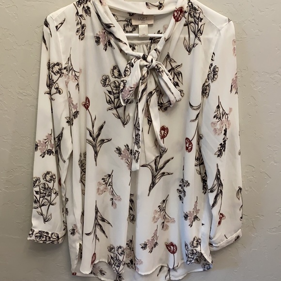 Loft Floral Blouse - Picture 4 of 4